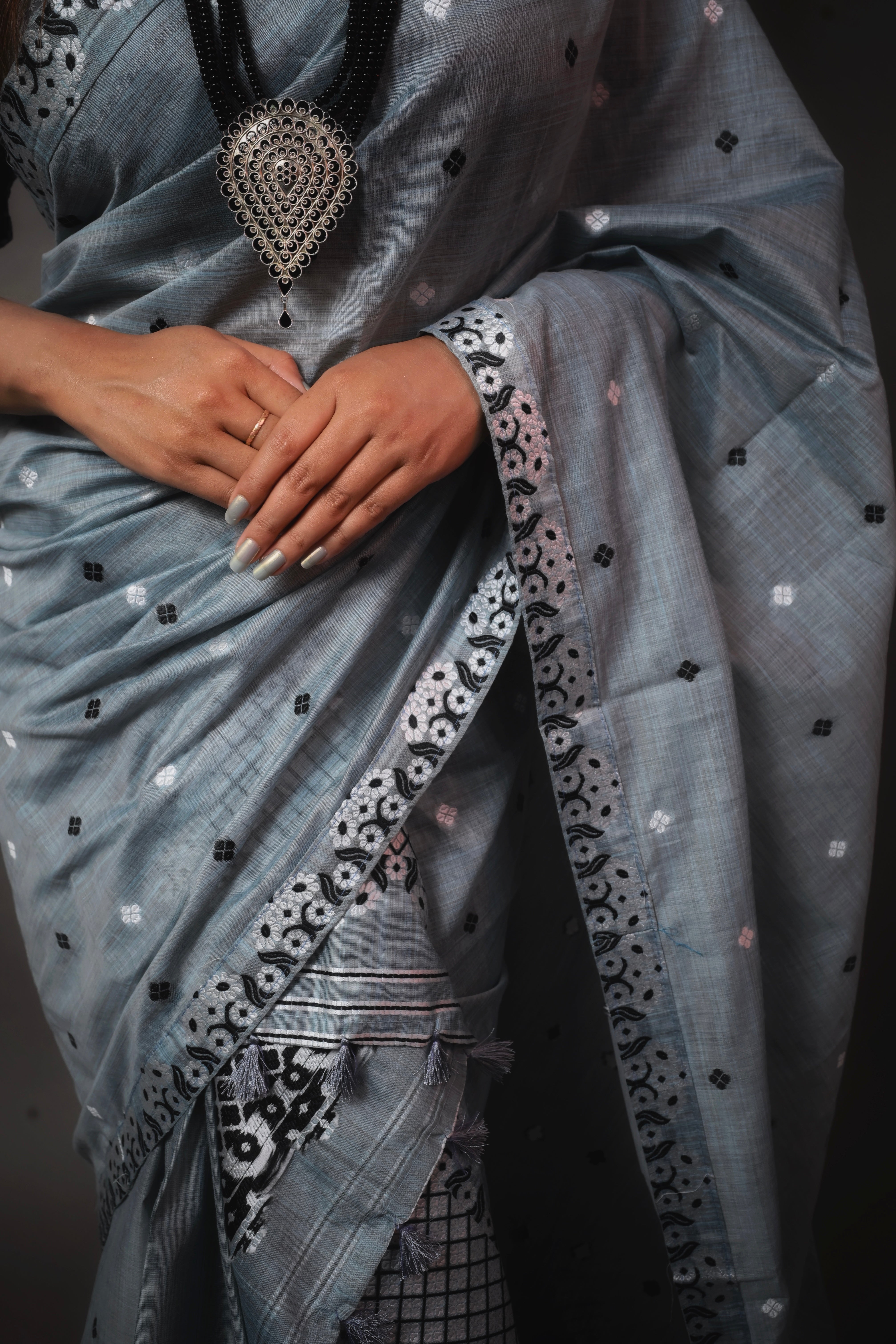 Assam Handmade Grey & Black Mix Pat Silk Mekhela Chador